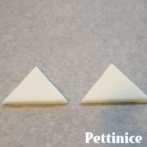 Cut two triangles.