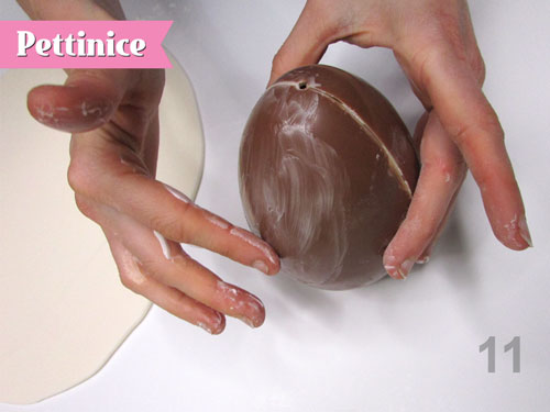 Step 11: Cover chocolate egg with a very light coat of Crisco, or other fat like Sprink canola oil spray.