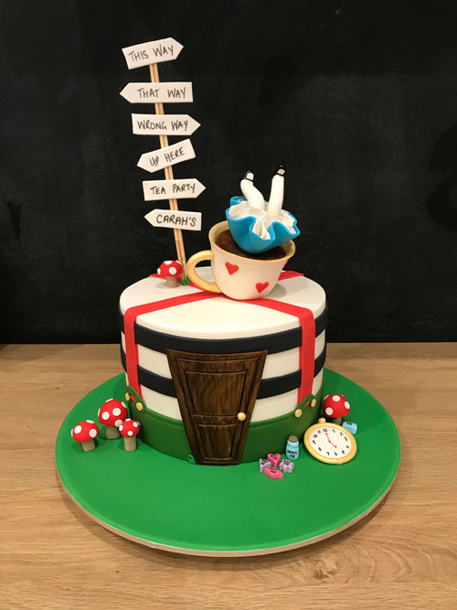 Alice in wonderland cake by Aleisha