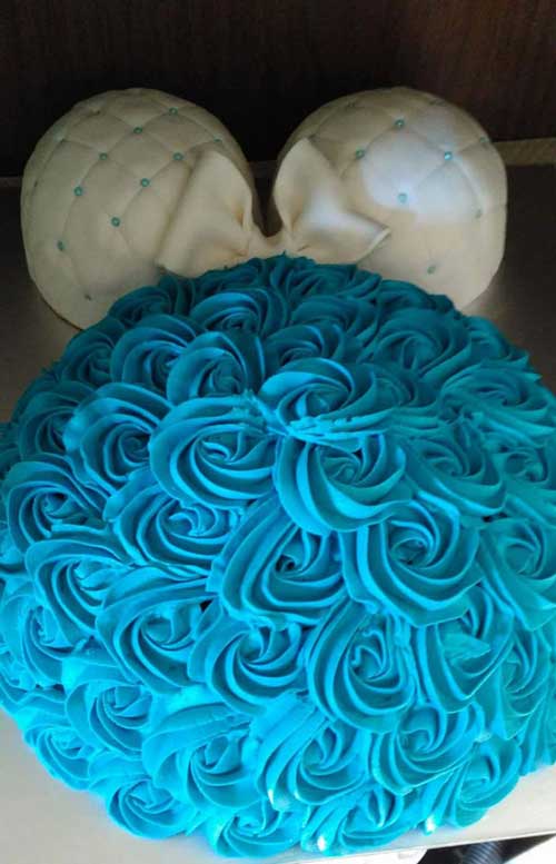 Baby shower cake by Stacey Watkin