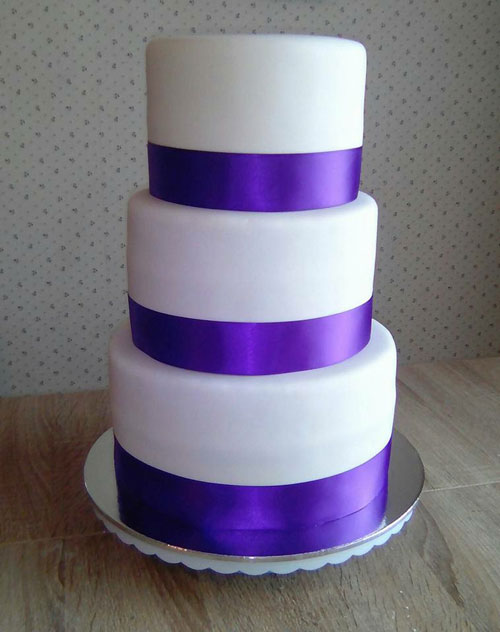 Wedding Cake by Melissa Gawn