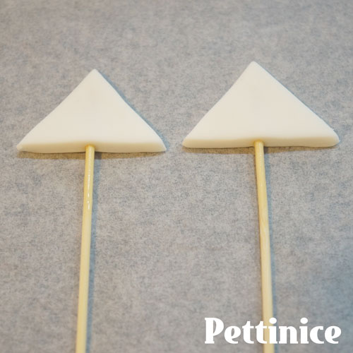 Carefully insert toothpicks and allow to dry overnight.