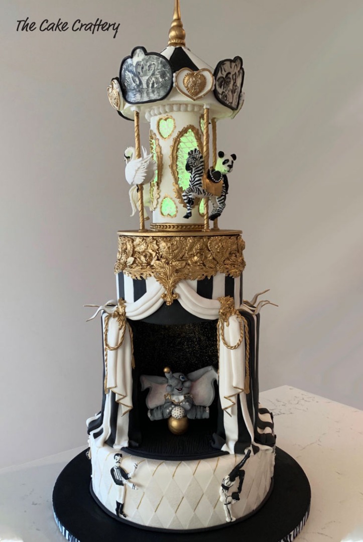 Carousel Circus Cake by Tracey van Lent